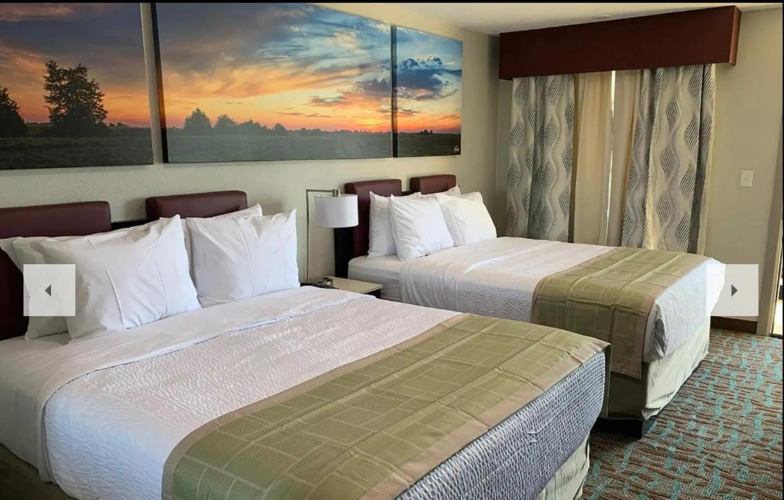 Days Inn By Wyndham Bellville Mansfield Exteriér fotografie